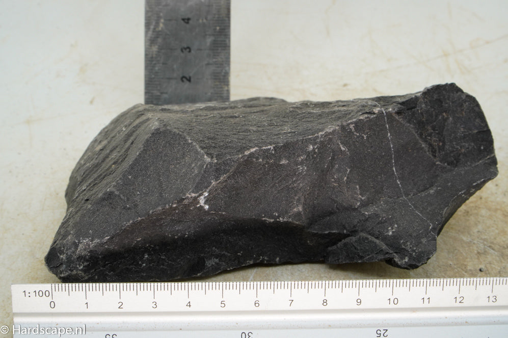 Dark Hill Rock S030 - Hardscape.nl