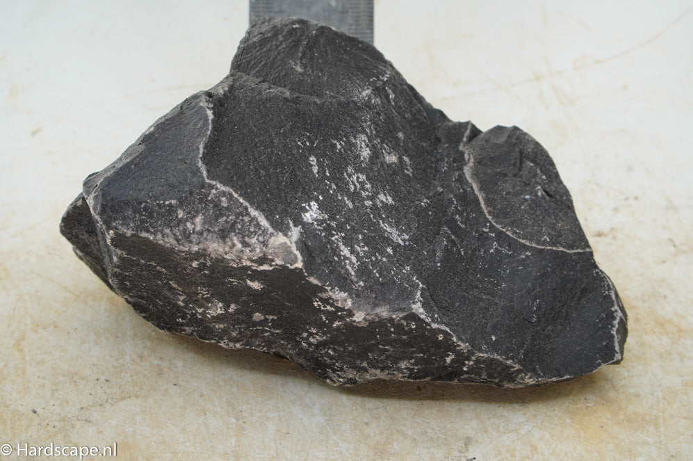 Dark Hill Rock S003 - Hardscape.nl