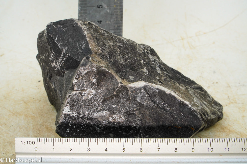 Dark Hill Rock S003 - Hardscape.nl