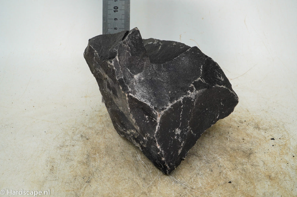 Dark Hill Rock L010 - Hardscape.nl
