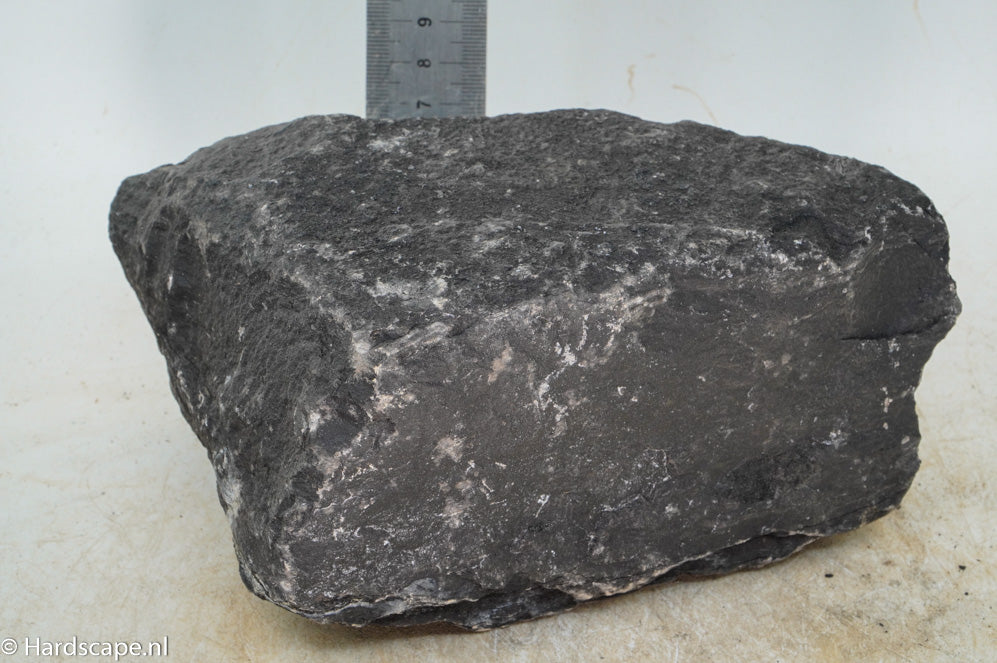 Dark Hill Rock L003 - Hardscape.nl