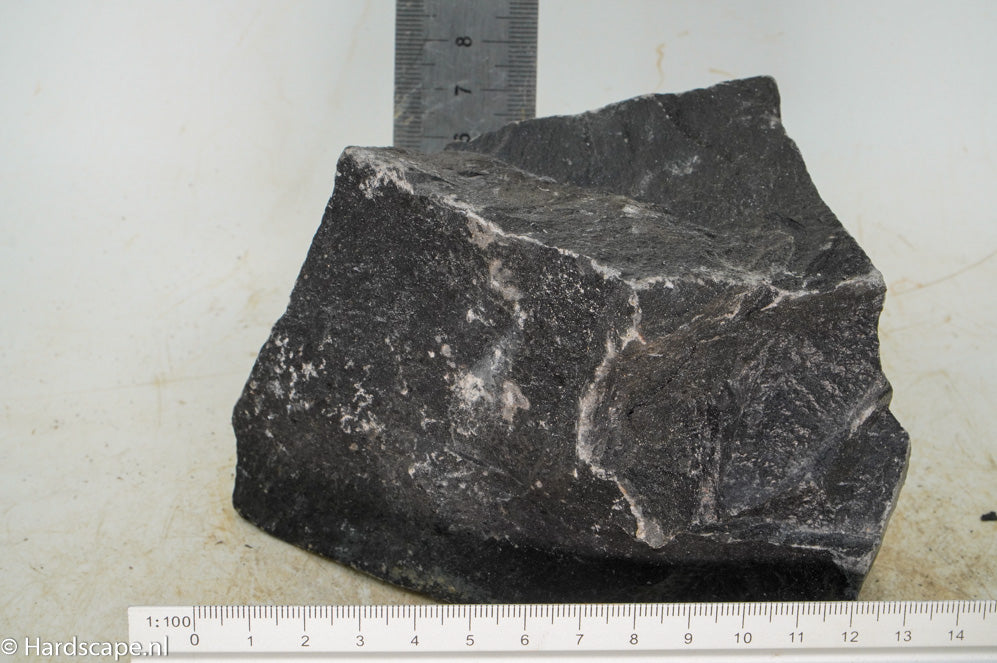 Dark Hill Rock M013 - Hardscape.nl