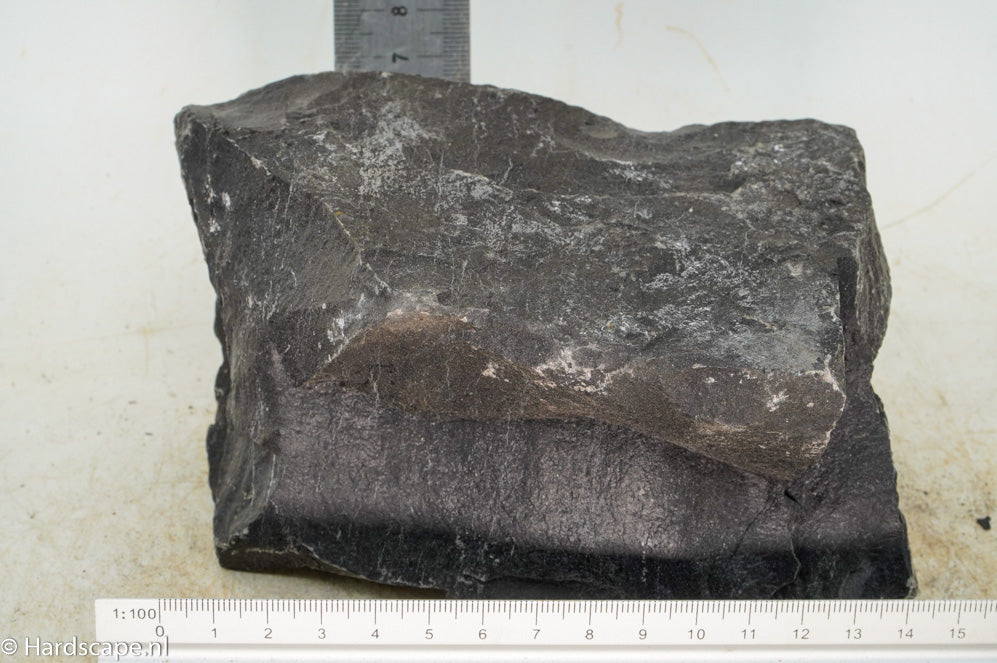 Dark Hill Rock L006 - Hardscape.nl