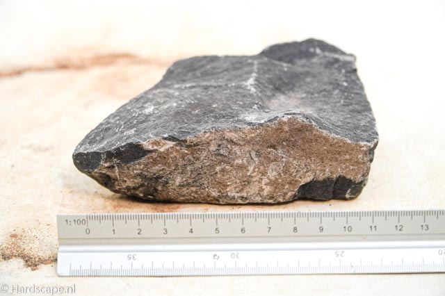 Dark Hill Rock S041 - Hardscape.nl