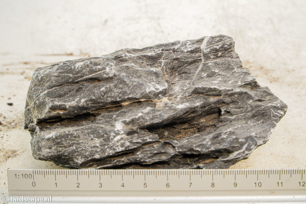 Dark Seiryu Rock S192 - Hardscape.nl