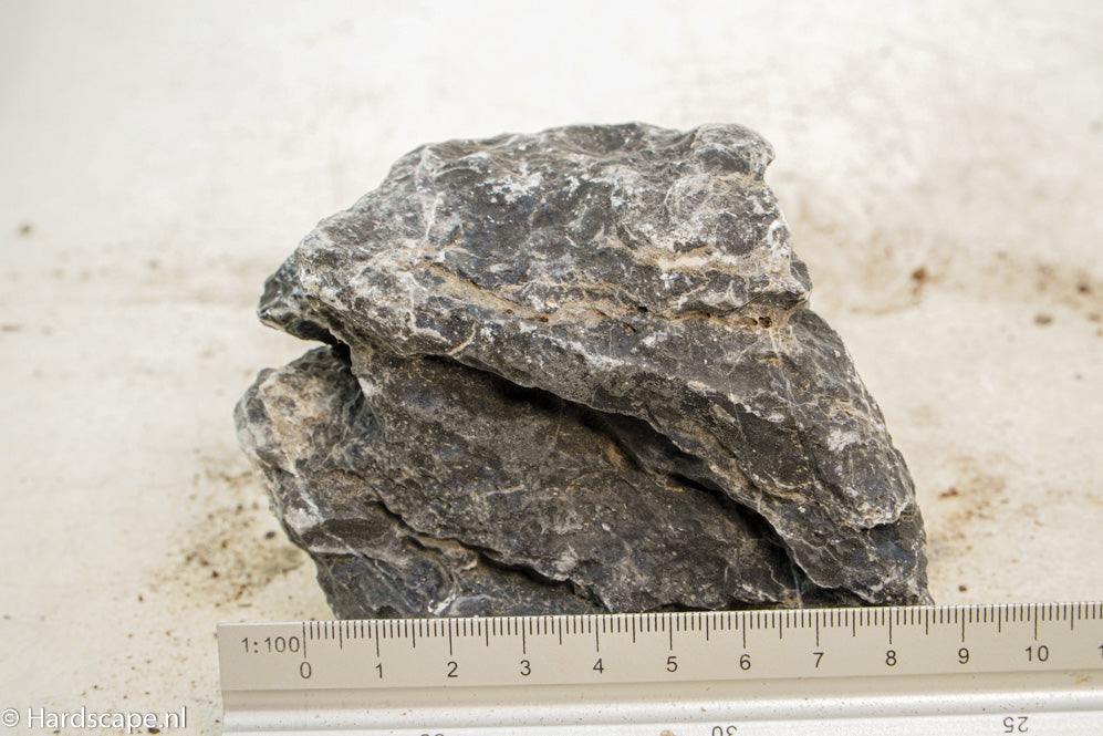 Dark Seiryu Rock S200 - Hardscape.nl
