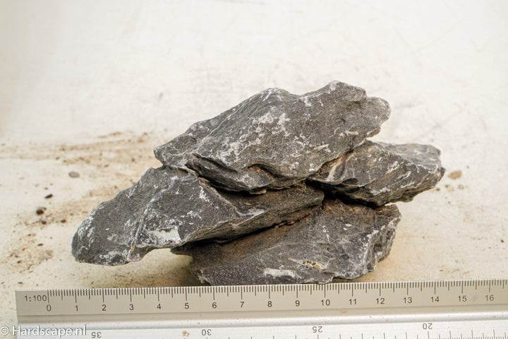 Dark Seiryu Rock S201 - Hardscape.nl