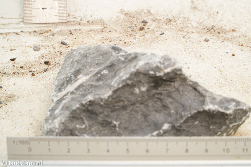 Dark Seiryu Rock S207 - Hardscape.nl