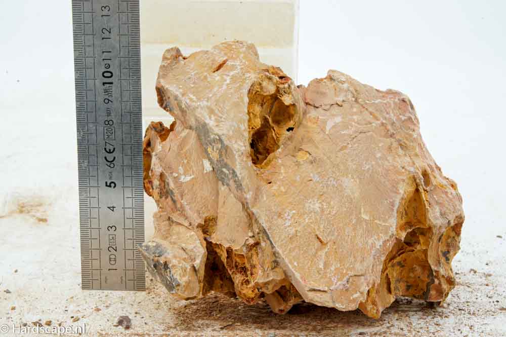 Dragon Stone L308