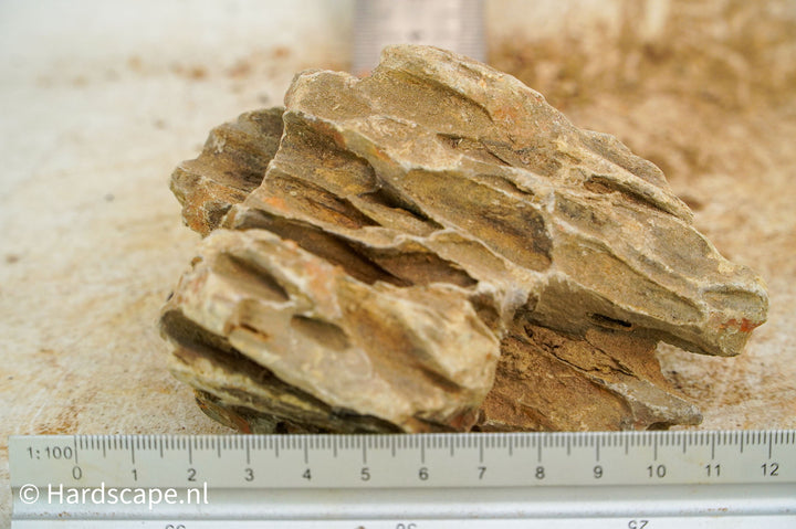 Dragon Stone S483 - Hardscape.nl