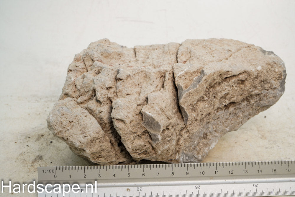 Elephant Skin Rock L101 - Hardscape.nl