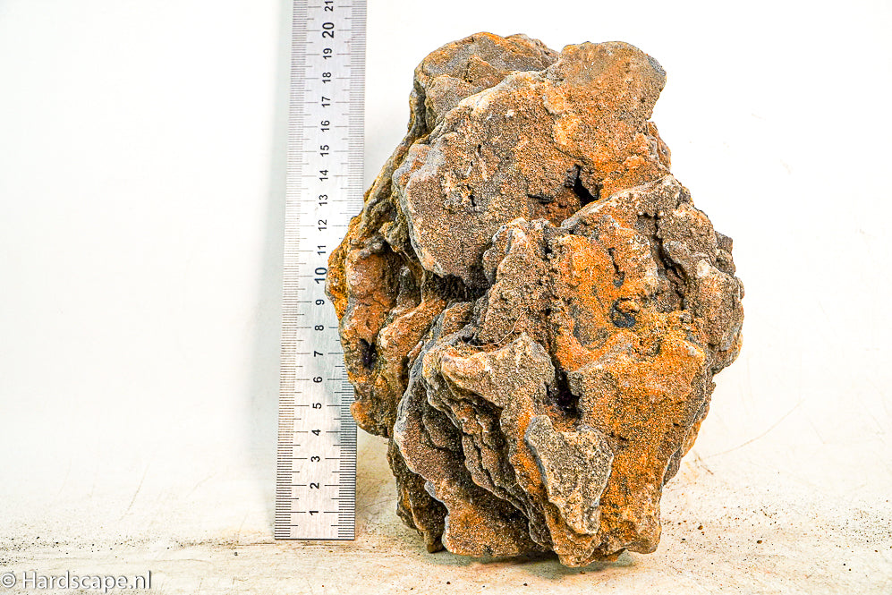 Iron Stone 001 - Hardscape.nl
