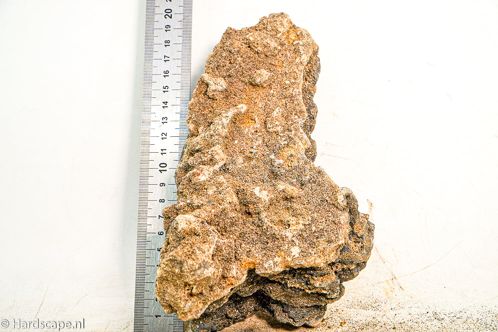 Iron Stone 003 - Hardscape.nl