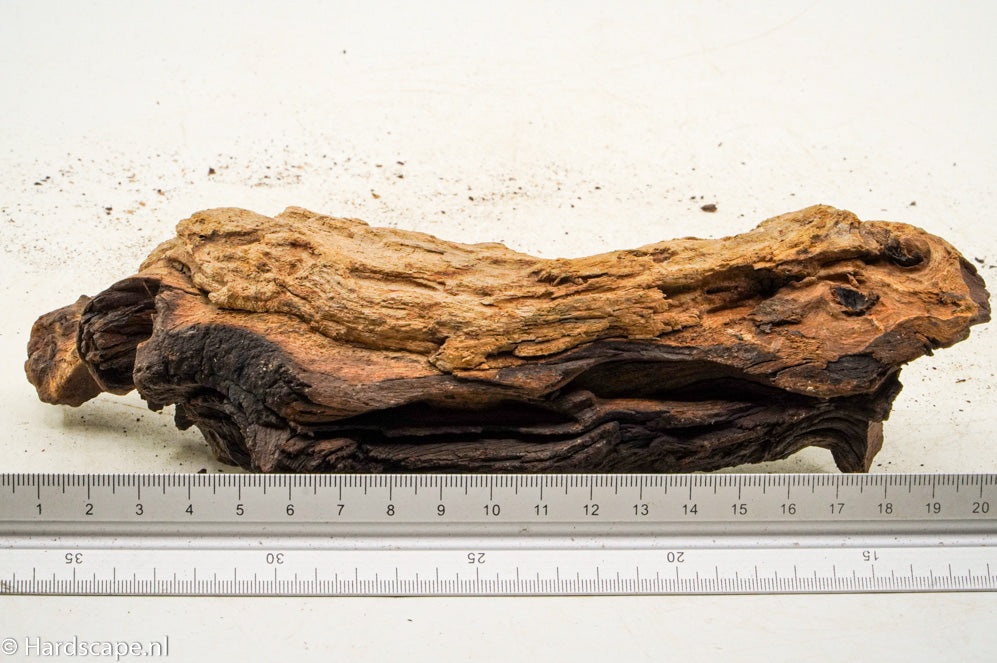 Mopani hout 029 - Hardscape.nl