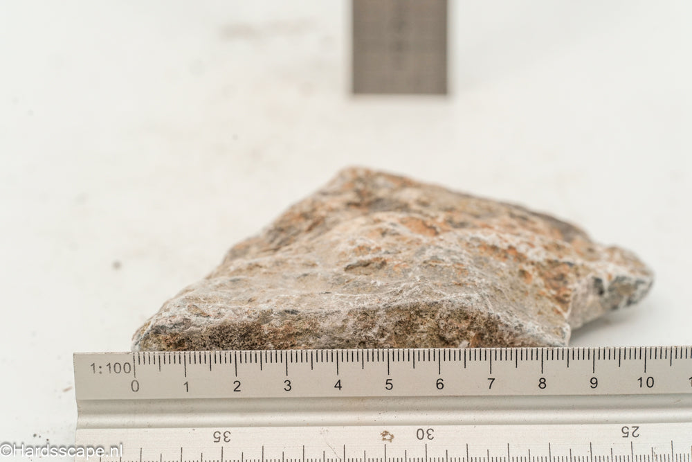 Kleine Seiryu-rots S259 van Hardscape.nl met opvallende blauwgroene tint en natuurlijke textuur voor tuinaanleg.