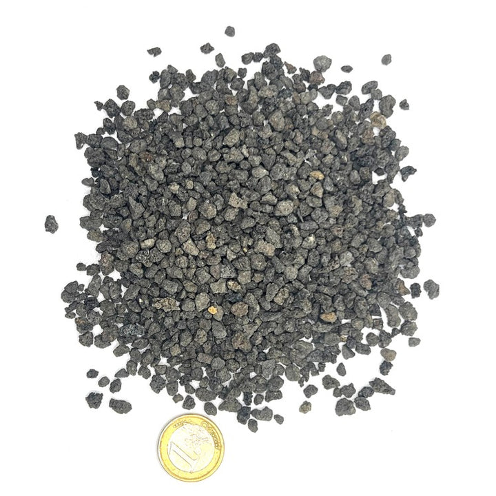 Riverest Lava Black Gravel 3-6mm