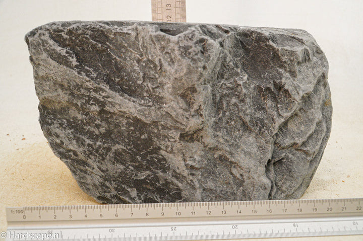 Black Venom XL009 - Hardscape.nl