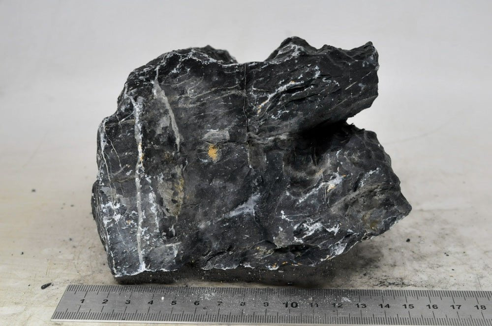 Dark Seiryu Rock L020 - Hardscape.nl