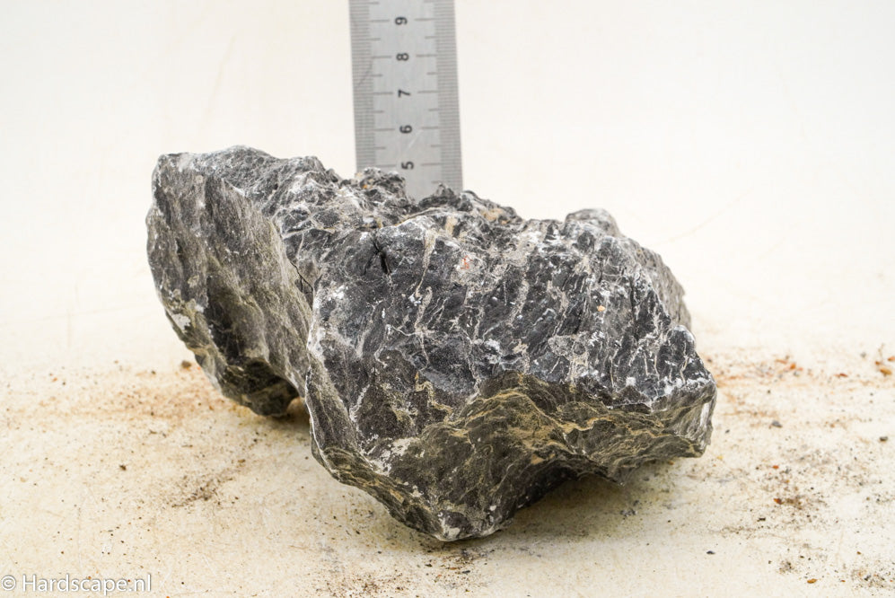 Dark Seiryu Rock L093 - Hardscape.nl