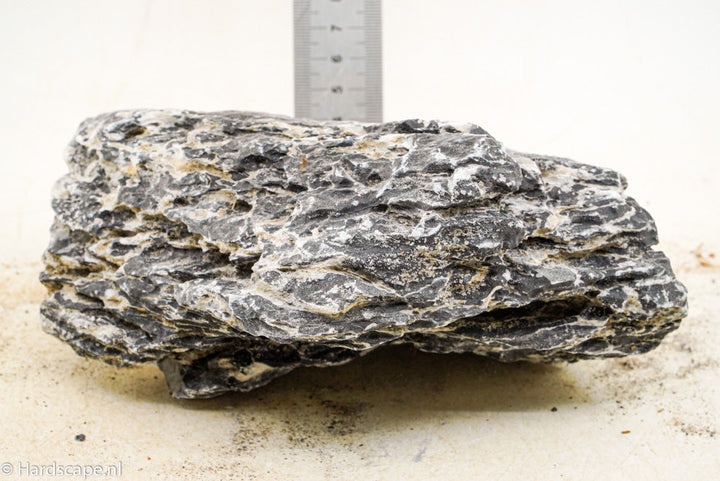 Dark Seiryu Rock L095 - Hardscape.nl