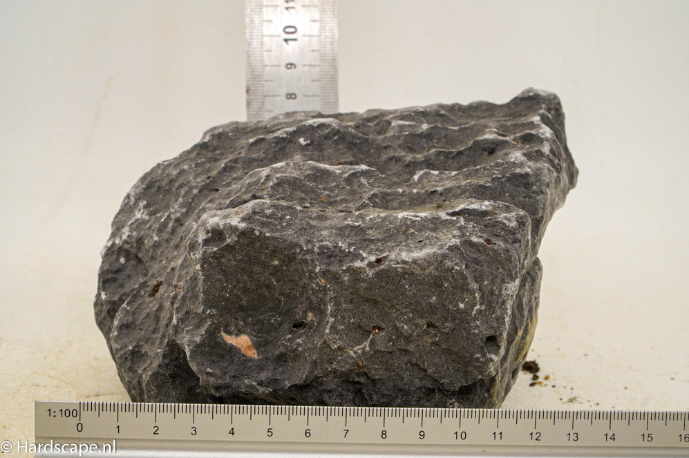 Dark Seiryu Rock L100 - Hardscape.nl