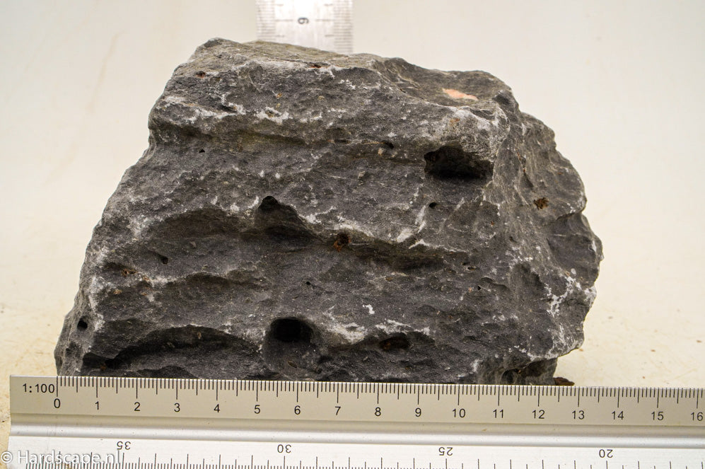 Dark Seiryu Rock L100 - Hardscape.nl