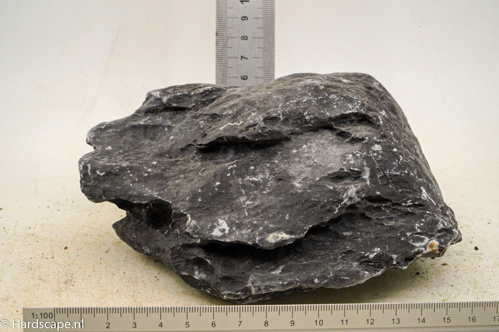 Dark Seiryu Rock L106 - Hardscape.nl