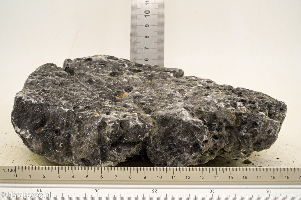 Dark Seiryu Rock L107 - Hardscape.nl