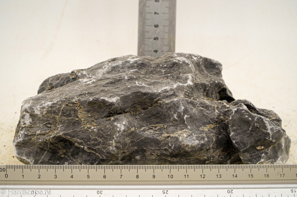 Dark Seiryu Rock L115 - Hardscape.nl