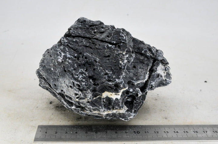 Dark Seiryu Rock M009 - Hardscape.nl