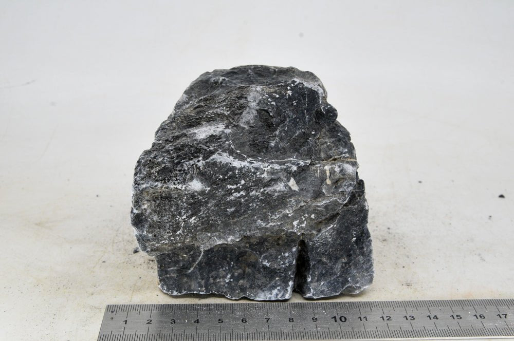 Dark Seiryu Rock M010 - Hardscape.nl