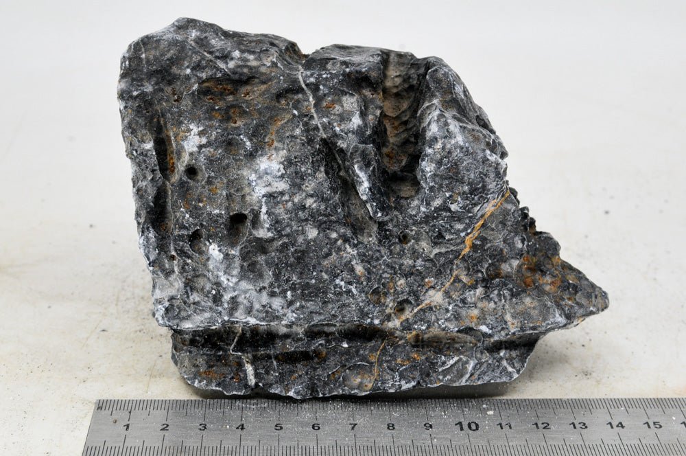 Dark Seiryu Rock M014 - Hardscape.nl