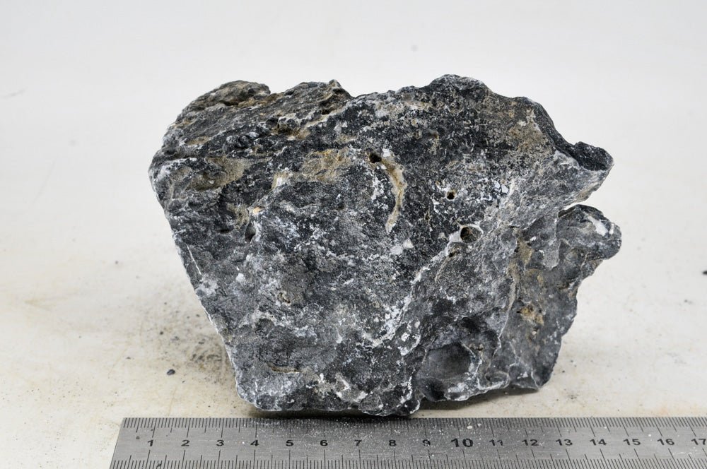Dark Seiryu Rock M017 - Hardscape.nl