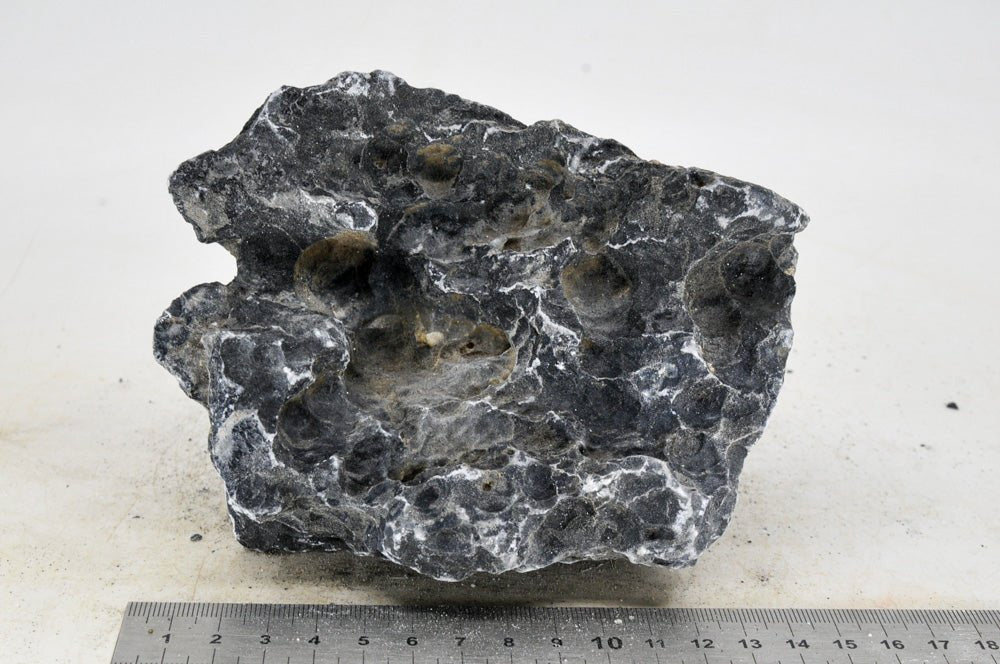 Dark Seiryu Rock M017 - Hardscape.nl