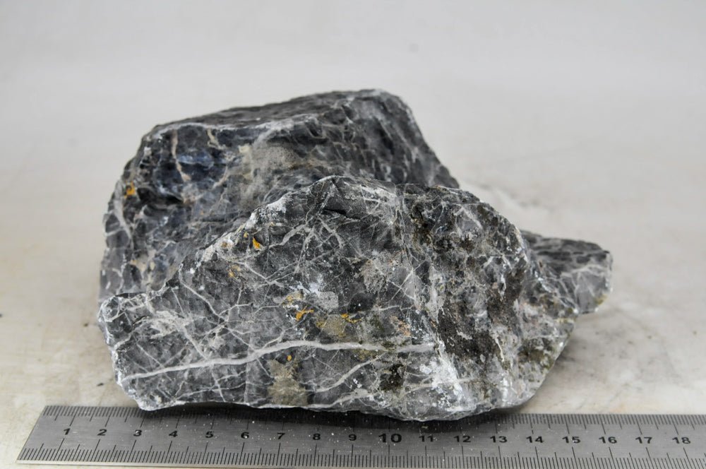 Dark Seiryu Rock M020 - Hardscape.nl