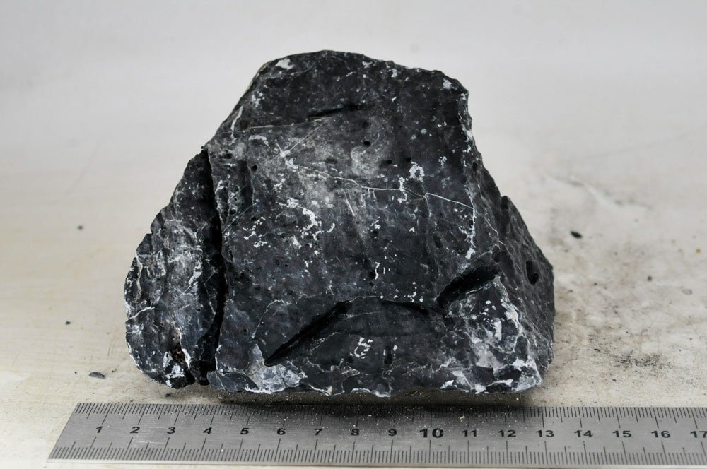 Dark Seiryu Rock M032 - Hardscape.nl
