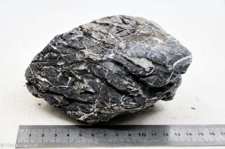 Dark Seiryu Rock M055 - Hardscape.nl