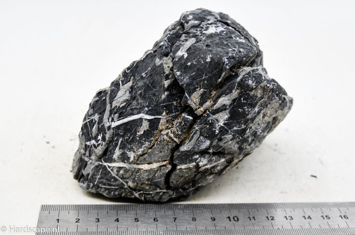 Dark Seiryu Rock M055 - Hardscape.nl