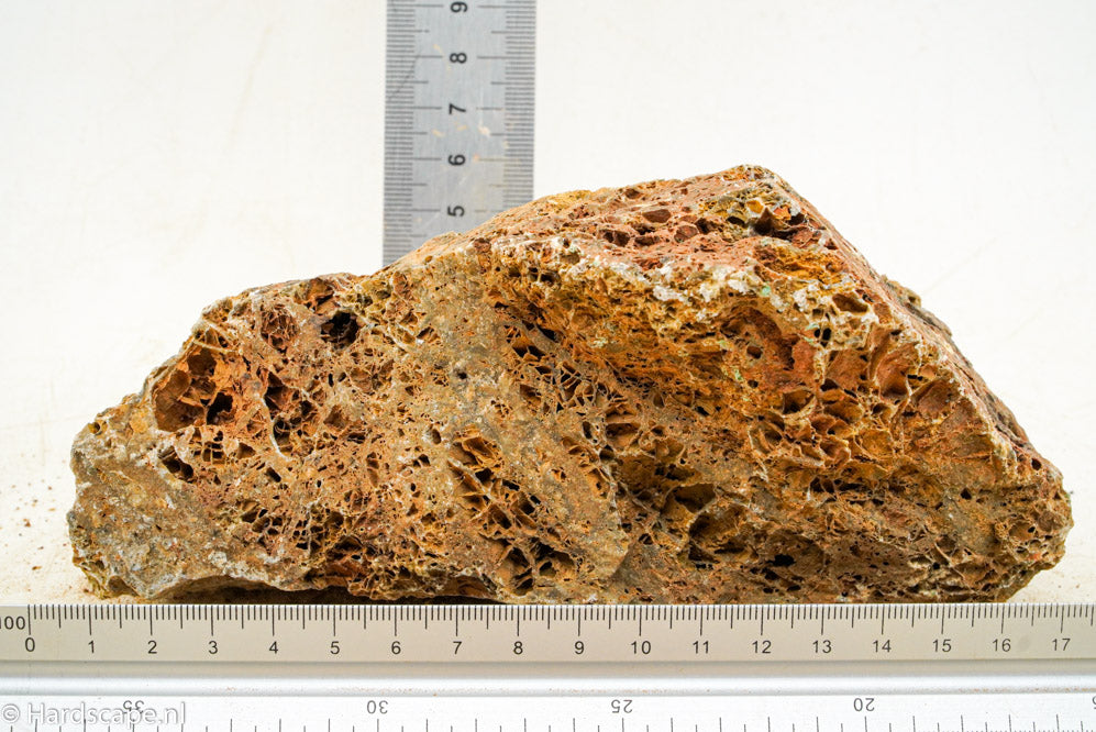 Maple Leaf Rock M28 - Hardscape.nl