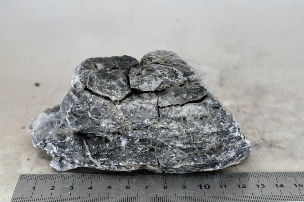 Dark Seiryu Rock S54 - Hardscape.nl