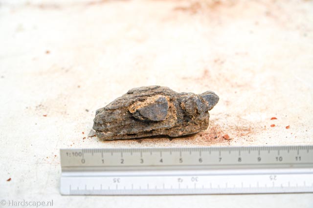 Iron stone 46 - Hardscape.nl