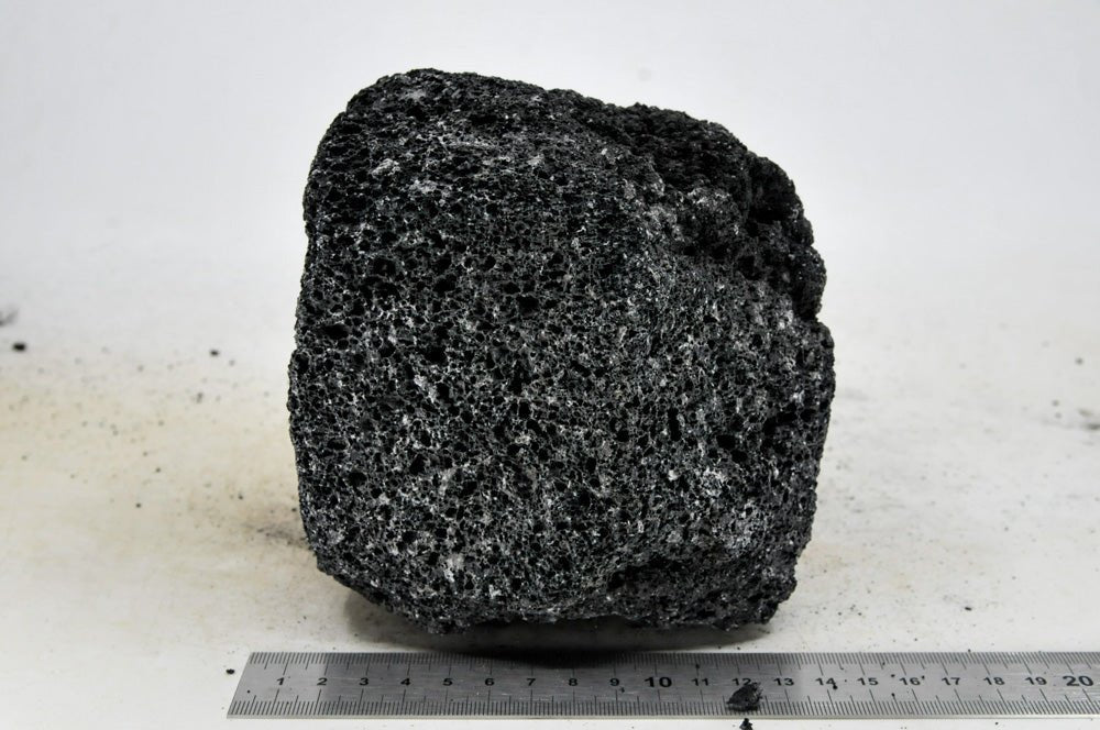 Black Lava Rock L10 - Hardscape.nlLarge