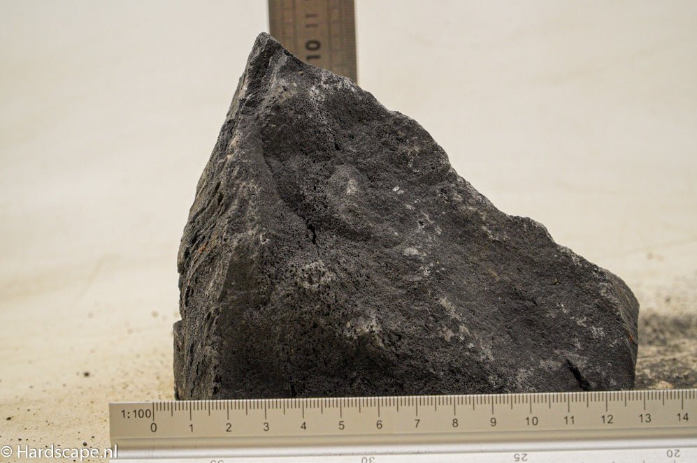 Black Lava Rock L62 - Hardscape.nlLarge