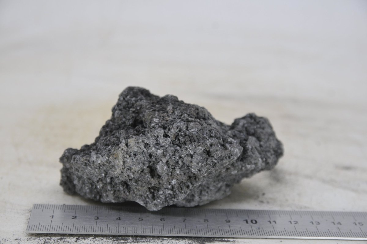 Black Lava Rock S161 - Hardscape.nlSmall