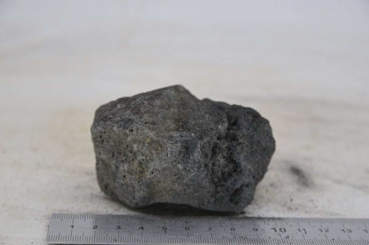 Black Lava Rock S164 - Hardscape.nlSmall