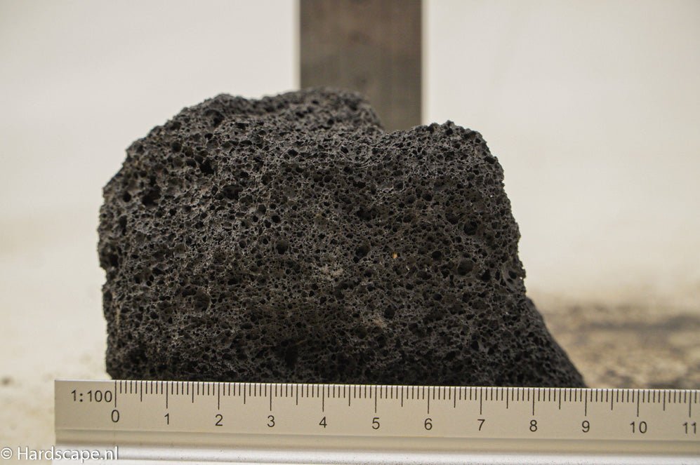Black Lava Rock S246 - Hardscape.nlSmall