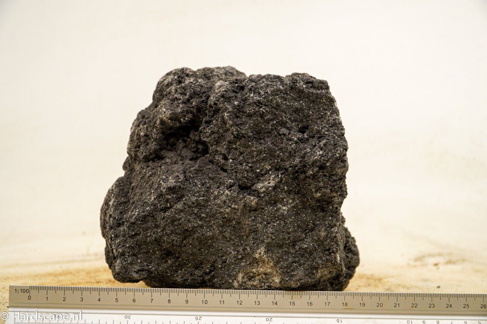 Black Lava Rock XL43 - Hardscape.nlExtra Large